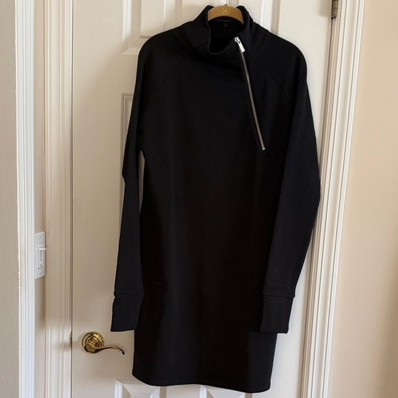 Black Long Sleeve Dress with Zipper - Picture 1 of 6